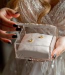 Скринька для обручок