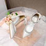 туфлі з перлами на квадратних підборах