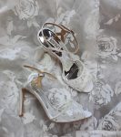 Badgley Mischka Isabella весільні босоніжки