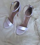 Весільні босоніжки сатинові білі