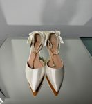 Весільні атласні туфлі з бантами та перлами