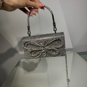 клатч та камінням