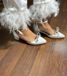 Весільні туфлі  на квадратних підборах + з бантами брошка  знімається