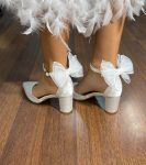 Весільні туфлі  на квадратних підборах + брошка атлас банти