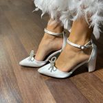 Весільні туфлі сатинові з бантами (знімається) 8 см