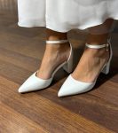 Весільні шкіряні туфлі  +брошка перли