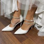 Весільні туфлі з камінцями