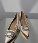 Весільні туфлі сатинові з брошкою