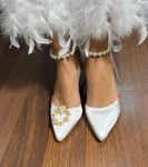 Весільні сатинові туфлі з перлами