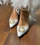 Весільні сатинові туфлі з перлами