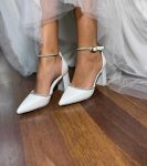 Весільні туфлі шкіряні з камінцями