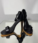 Босоніжки чорні на випускний