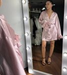 Пудровий шовковий халат