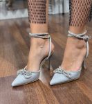 срібні туфлі