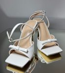 Жіночі босоніжки весільні шкіряні з бантами