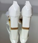 Босоніжки із квітами