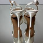 Жіночі туфлі слінгбек весільні для нареченої з мереживом та бісером