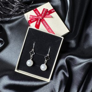 Сережки жіночі  Кліф клевер з чорним камнем та перлами довгі СБЖ-0009