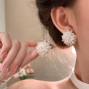 Сережки жіночі  бісер білий круглі СБЖ-0035