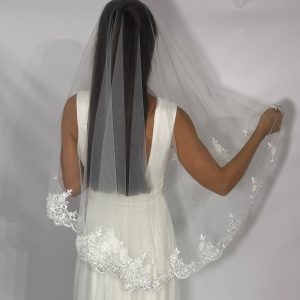 Фата весільна перекидна для нареченої з мереживом 1,5 м Ф-0014