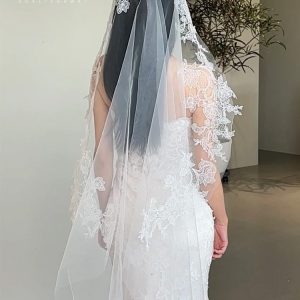 Фата весільна перекидна для нареченої з мереживом 3,5 м Ф-0020