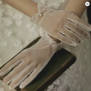 Рукавички весільні короткі шифон з перлами Рук-0027